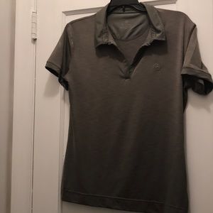 🎉1 HOUR SALE🎉Mercedes Benz Women’s shirt —Medium